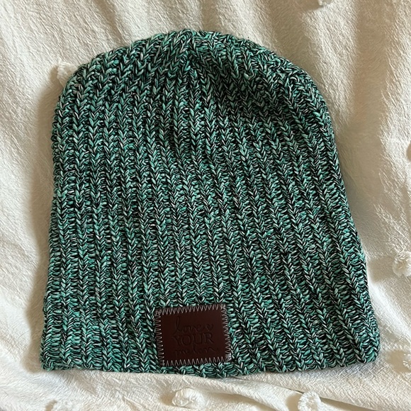 Turquoise speckled Love Your Melon beanie - Picture 1 of 1